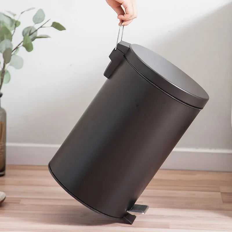 Papelera 12L con Pedal y Cierre Suave